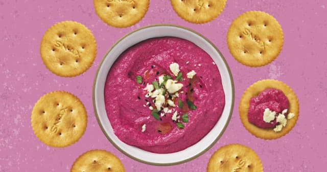 Beetroot dip HERO