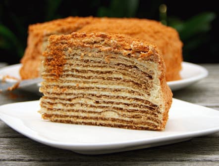 Honey cake HERO
